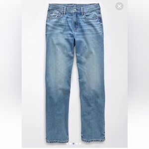 AE Strigid Low-Rise Ex-Boyfriend Jean